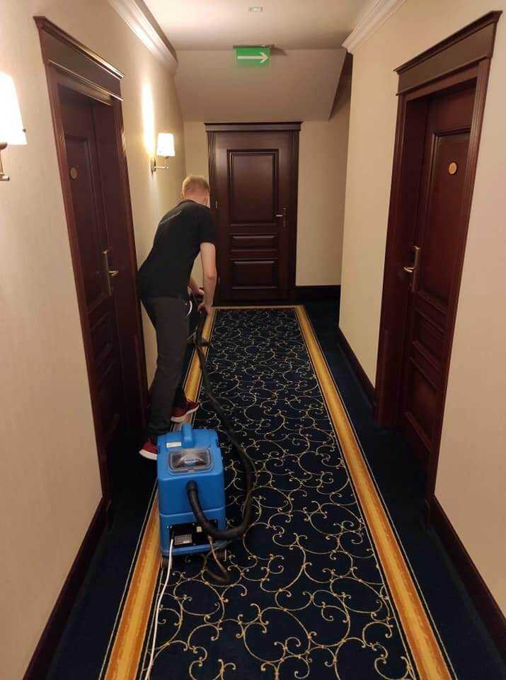 pranie wykładzin dywanowych warszawa